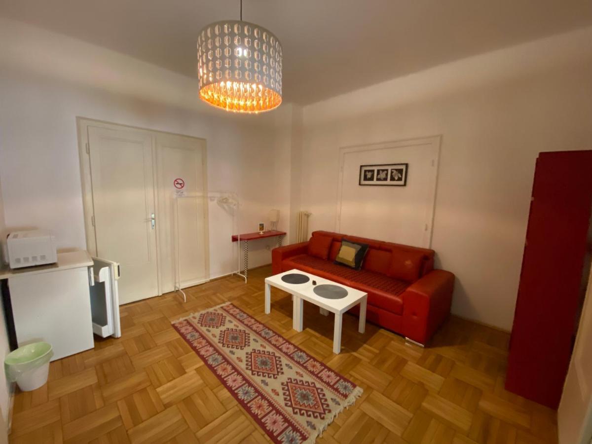 Promenade Guesthouse Near The Danube Budapest Eksteriør billede