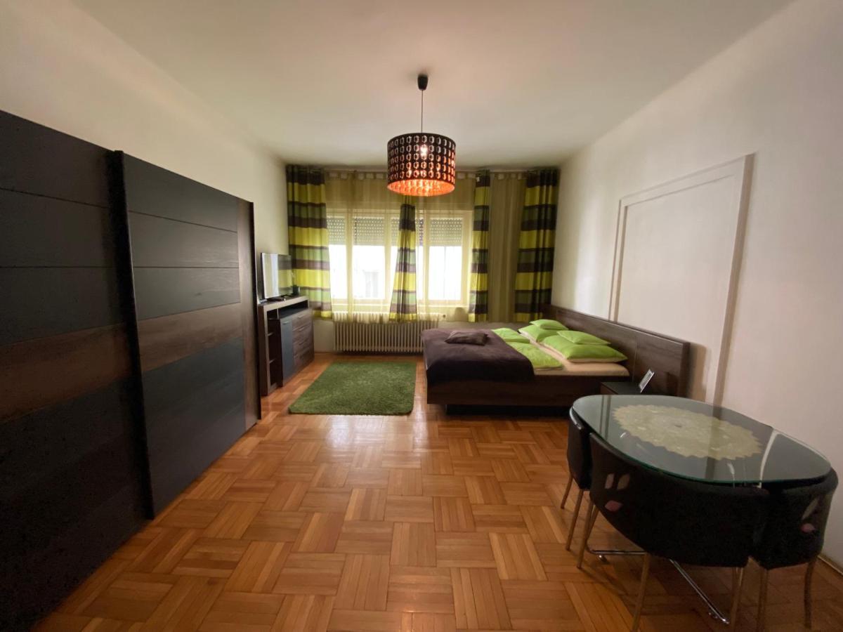 Promenade Guesthouse Near The Danube Budapest Eksteriør billede