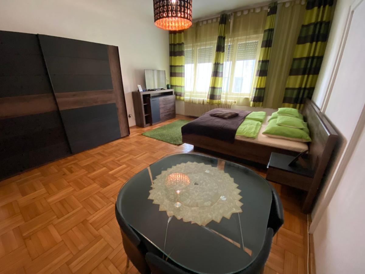 Promenade Guesthouse Near The Danube Budapest Eksteriør billede