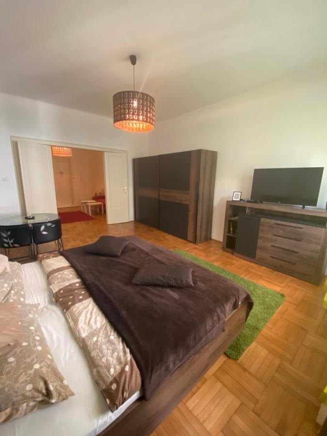 Promenade Guesthouse Near The Danube Budapest Eksteriør billede